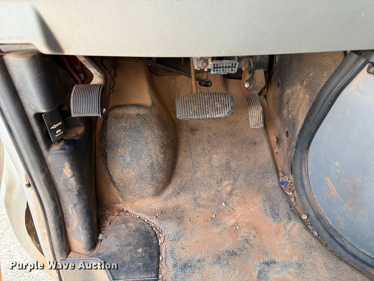 image for item EW8921 2015 Ford Econoline E350 utility van