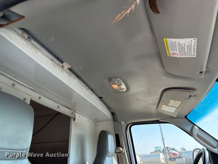 image for item EW8921 2015 Ford Econoline E350 utility van