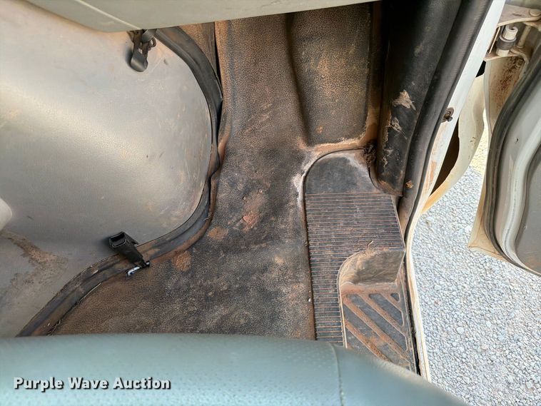 image for item EW8921 2015 Ford Econoline E350 utility van