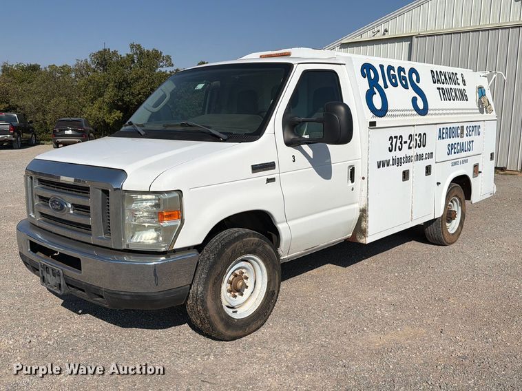 2009 Ford Econoline E350 van
