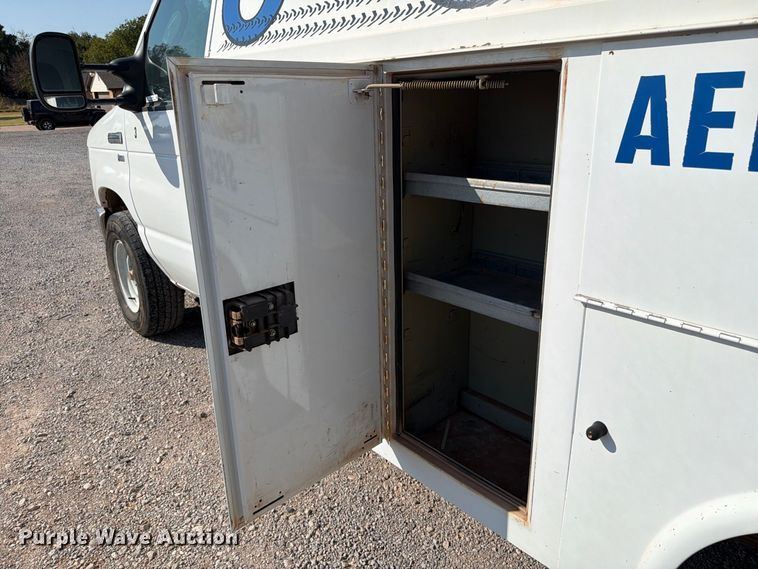 image for item EW8923 2009 Ford Econoline E350 van