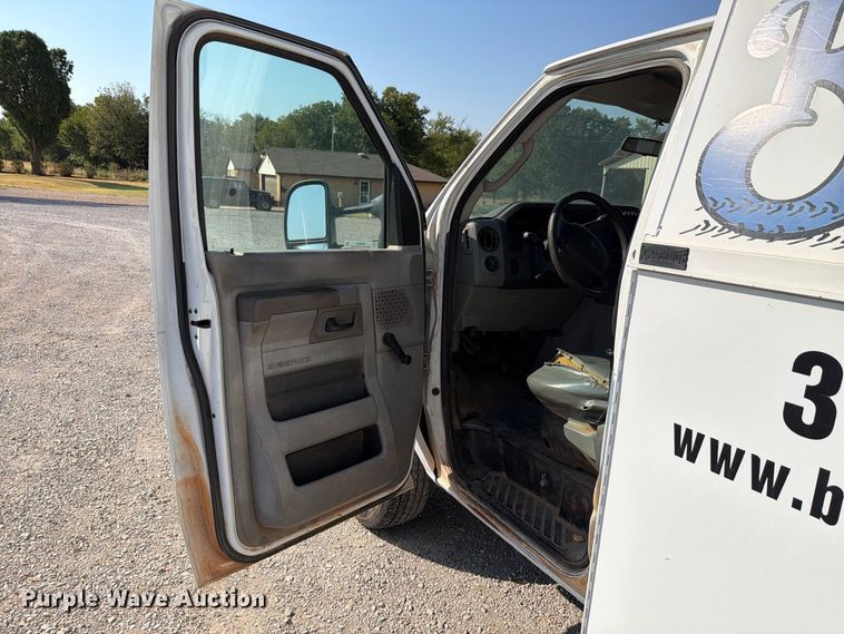 image for item EW8923 2009 Ford Econoline E350 van