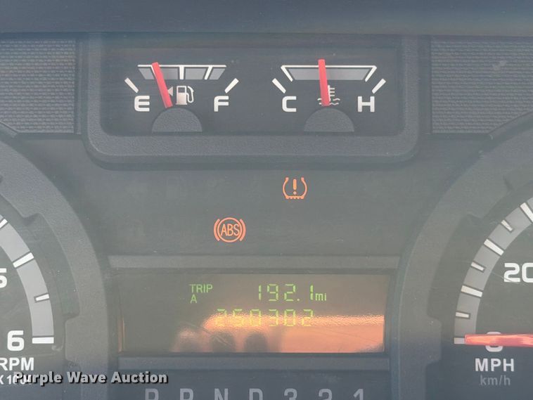 image for item EW8923 2009 Ford Econoline E350 van