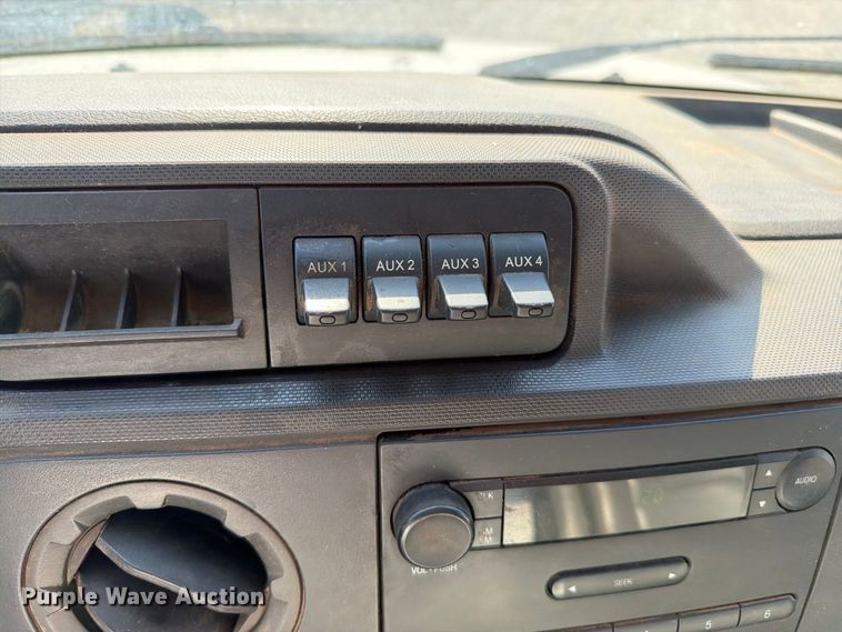image for item EW8923 2009 Ford Econoline E350 van