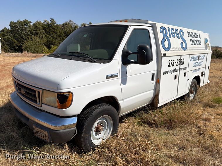 2006 Ford Econoline E350 utility van