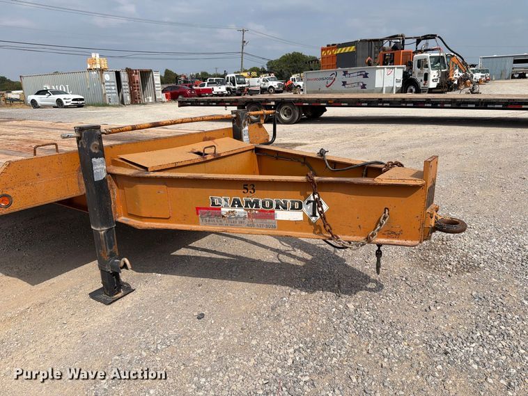 image for item EW8932 2017 Diamond T 10230DTF equipment trailer