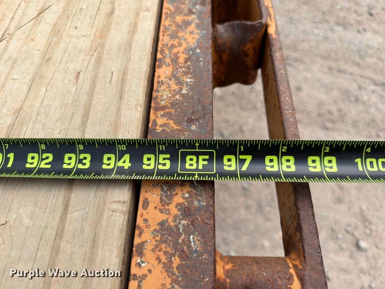 image for item EW8932 2017 Diamond T 10230DTF equipment trailer