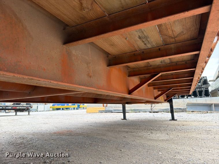 image for item EW8932 2017 Diamond T 10230DTF equipment trailer