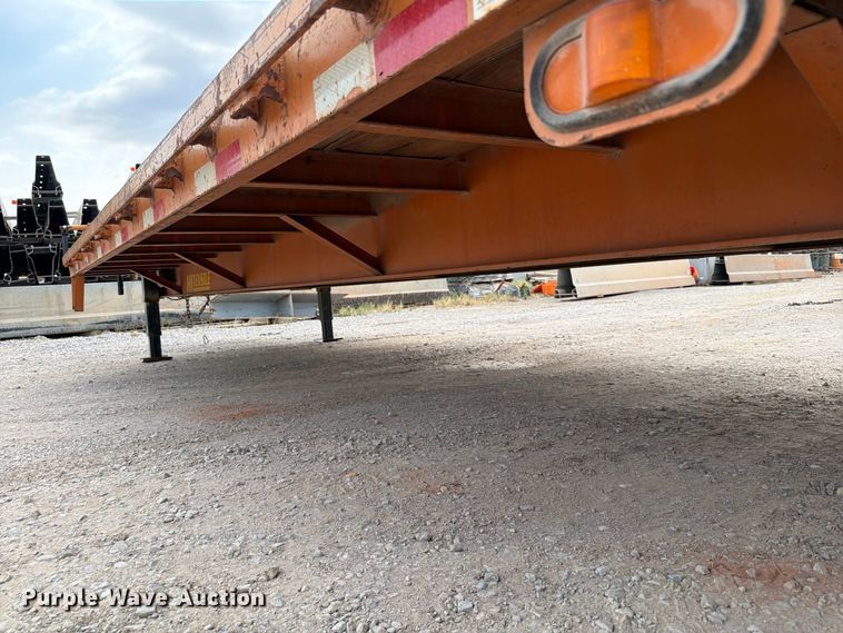 image for item EW8932 2017 Diamond T 10230DTF equipment trailer