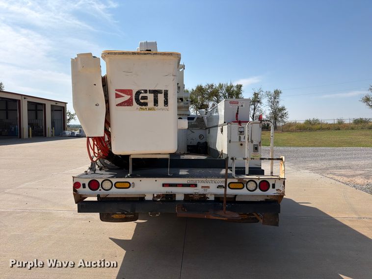 image for item EW8959 2019 Ford F550 Super Duty bucket truck
