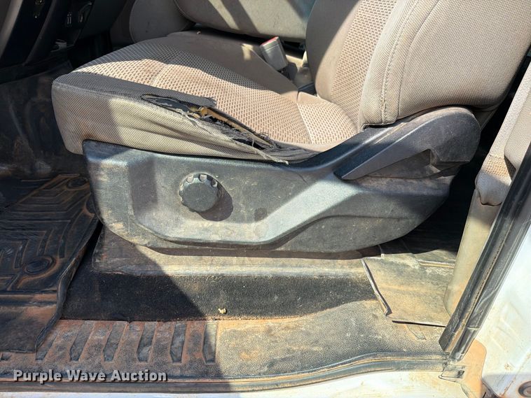 image for item EW8959 2019 Ford F550 Super Duty bucket truck