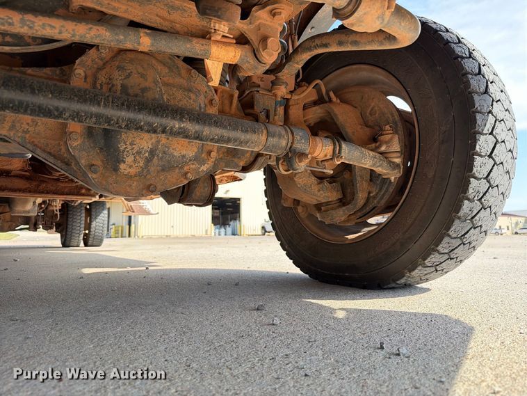 image for item EW8959 2019 Ford F550 Super Duty bucket truck
