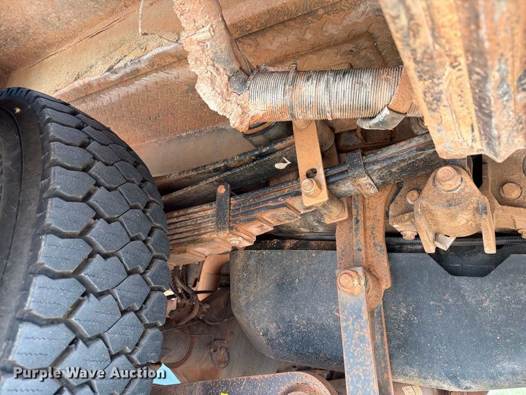image for item EW8959 2019 Ford F550 Super Duty bucket truck