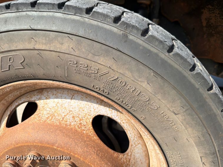 image for item EW8959 2019 Ford F550 Super Duty bucket truck