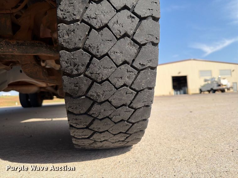 image for item EW8959 2019 Ford F550 Super Duty bucket truck