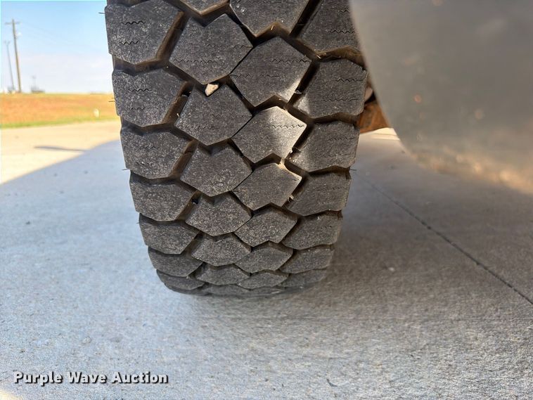 image for item EW8959 2019 Ford F550 Super Duty bucket truck