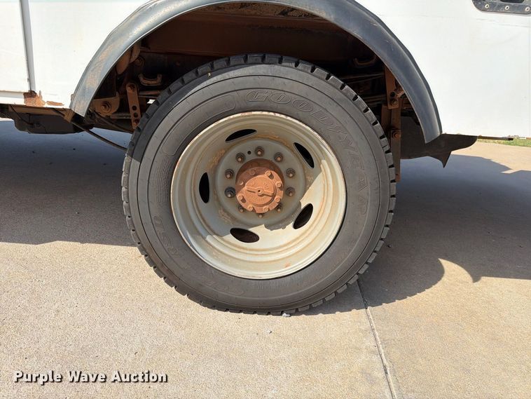 image for item EW8959 2019 Ford F550 Super Duty bucket truck