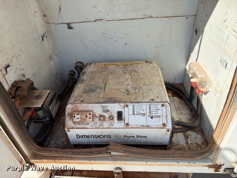 image for item EW8960 2020 RAM 5500HD bucket truck