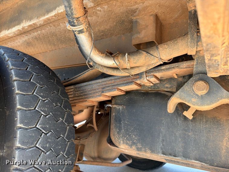 image for item EW8960 2020 RAM 5500HD bucket truck