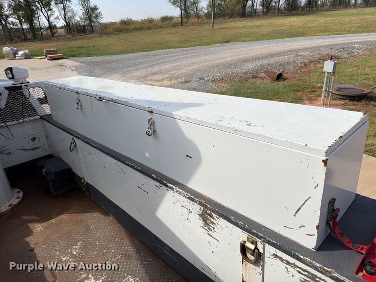 image for item EW8961 2020 RAM 5500HD bucket truck