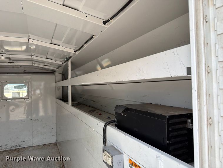 image for item EW8969 2016 Ford E350 Super Duty utility van