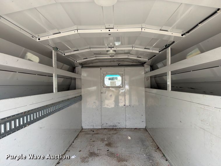 image for item EW8969 2016 Ford E350 Super Duty utility van