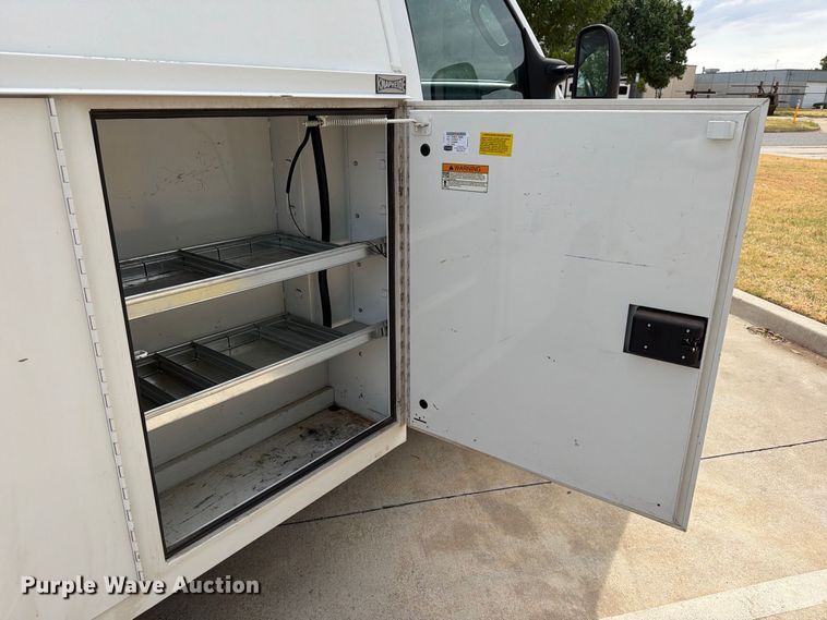 image for item EW8969 2016 Ford E350 Super Duty utility van