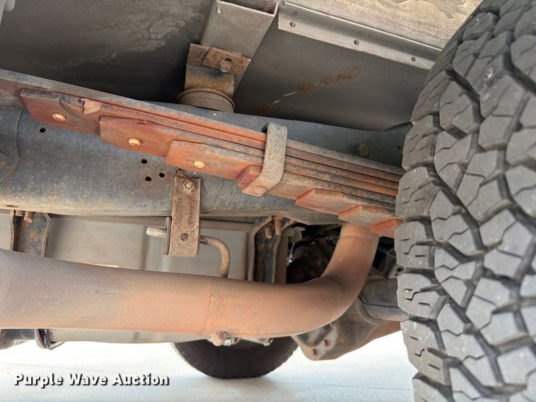 image for item EW8969 2016 Ford E350 Super Duty utility van