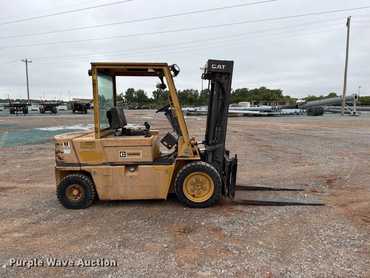 image for item EW8973 Caterpillar VC60D forklift