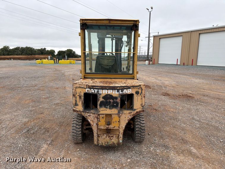 image for item EW8973 Caterpillar VC60D forklift
