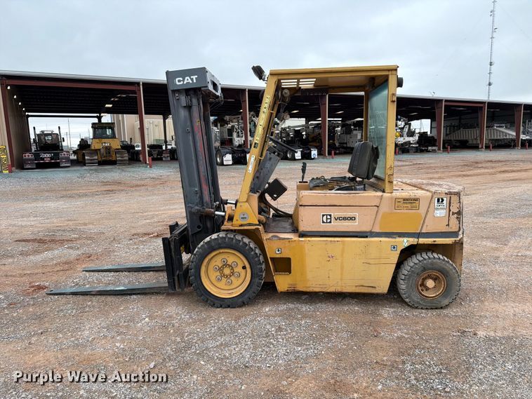 image for item EW8973 Caterpillar VC60D forklift