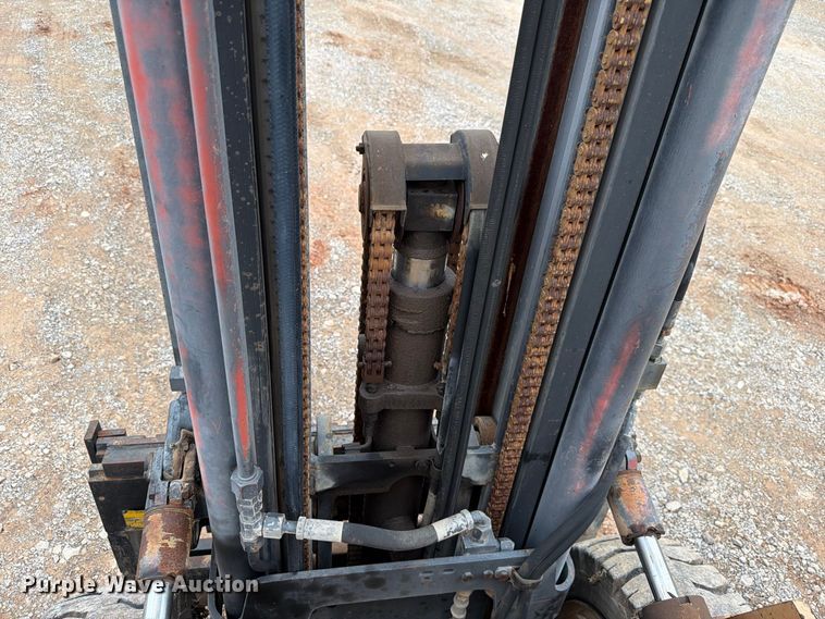 image for item EW8973 Caterpillar VC60D forklift