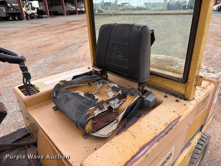 image for item EW8973 Caterpillar VC60D forklift
