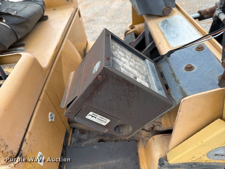 image for item EW8973 Caterpillar VC60D forklift
