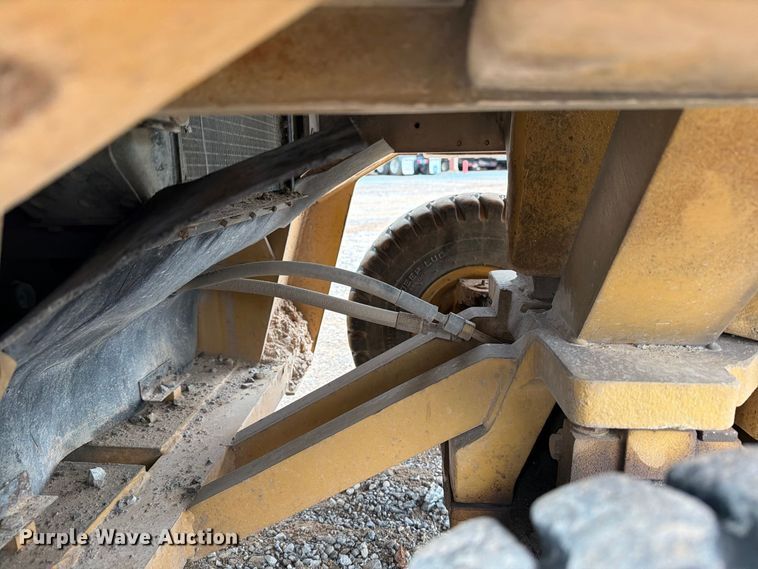 image for item EW8973 Caterpillar VC60D forklift