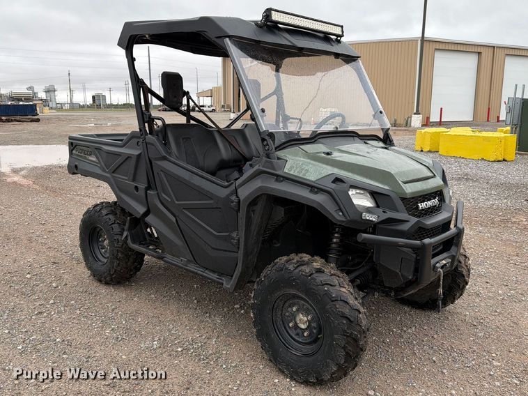 image for item EW8977 2019 Honda Pioneer 1000 utility vehicle