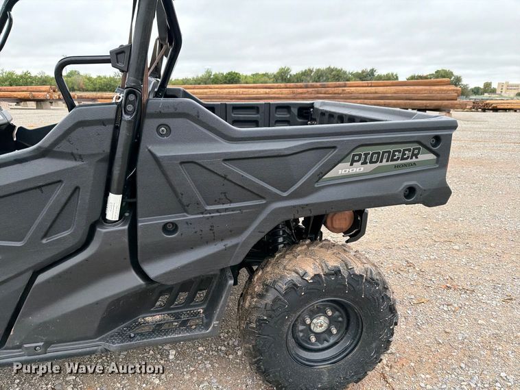 image for item EW8977 2019 Honda Pioneer 1000 utility vehicle