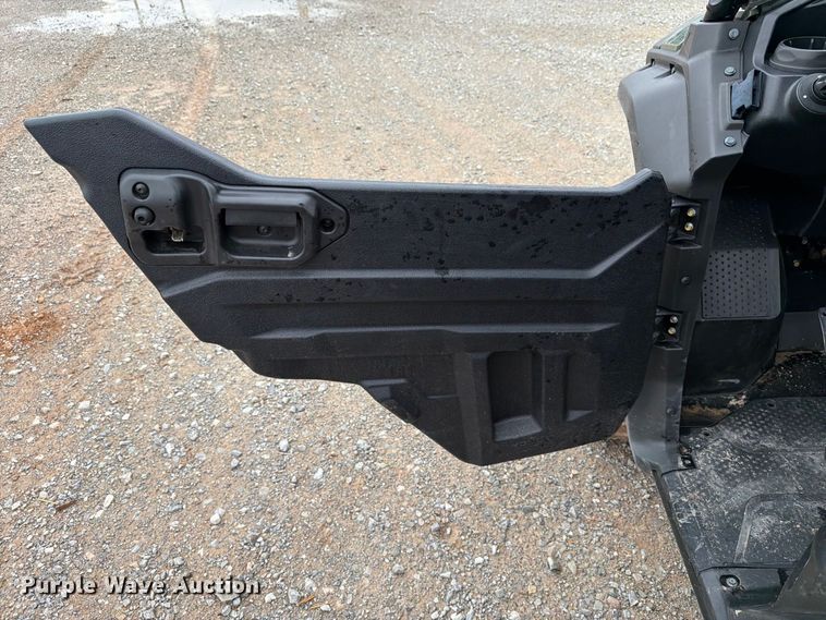 image for item EW8977 2019 Honda Pioneer 1000 utility vehicle