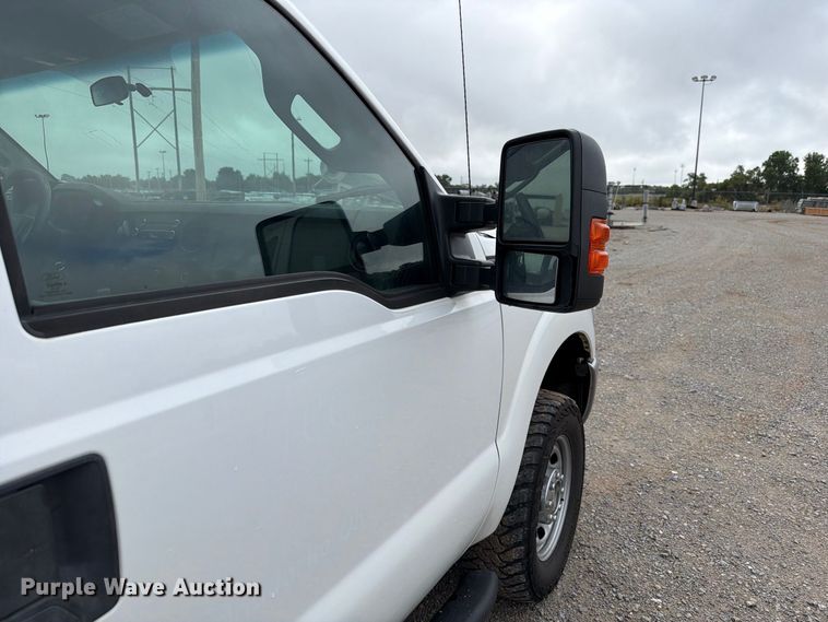 image for item EW8982 2016 Ford F250 Super Duty Ext. Cab pickup truck