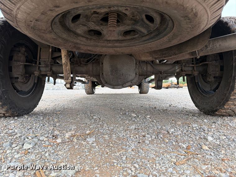image for item EW8982 2016 Ford F250 Super Duty Ext. Cab pickup truck