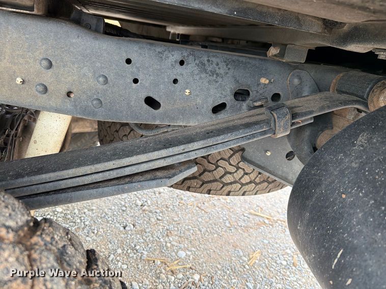 image for item EW8982 2016 Ford F250 Super Duty Ext. Cab pickup truck