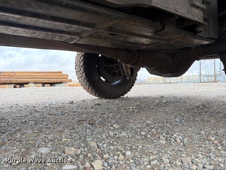 image for item EW8982 2016 Ford F250 Super Duty Ext. Cab pickup truck
