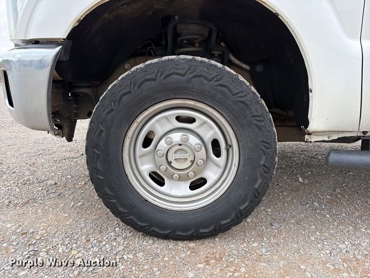 image for item EW8982 2016 Ford F250 Super Duty Ext. Cab pickup truck