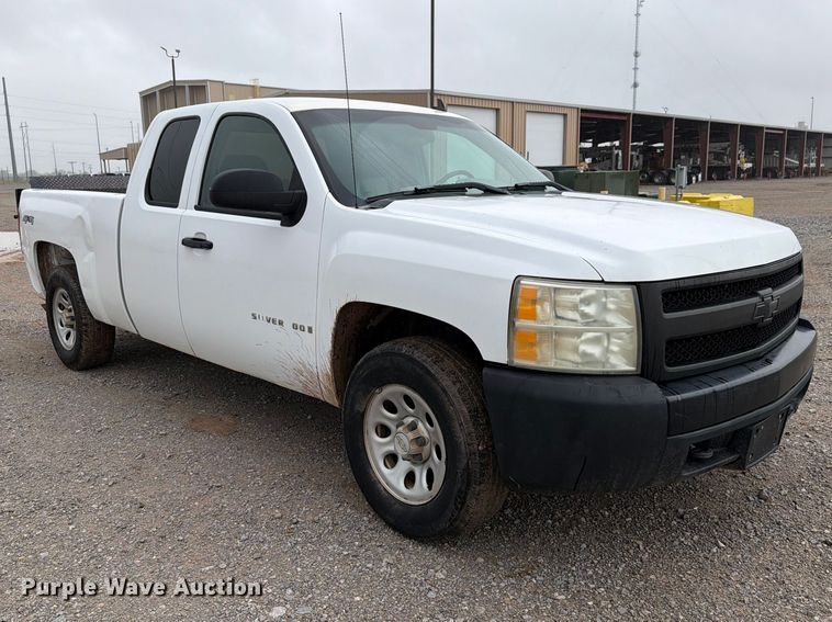 image for item EW8983 2008 Chevrolet Silverado 1500 Ext. Cab pickup truck