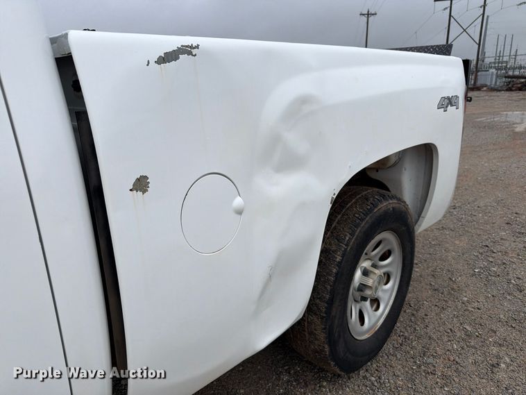 image for item EW8983 2008 Chevrolet Silverado 1500 Ext. Cab pickup truck