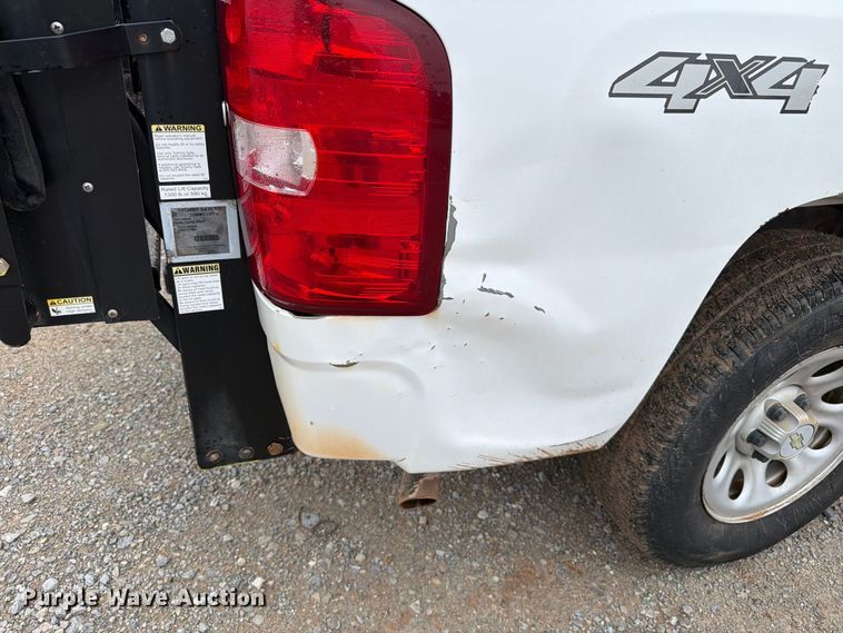 image for item EW8983 2008 Chevrolet Silverado 1500 Ext. Cab pickup truck