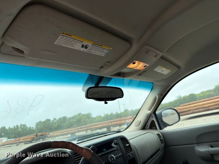 image for item EW8983 2008 Chevrolet Silverado 1500 Ext. Cab pickup truck