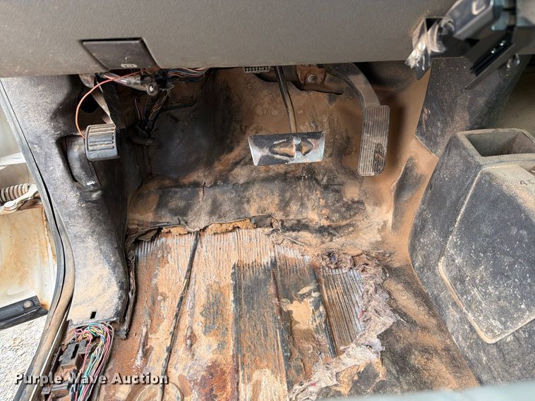 image for item EW8983 2008 Chevrolet Silverado 1500 Ext. Cab pickup truck