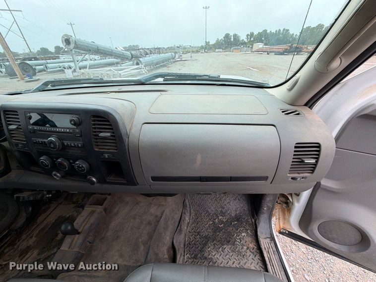 image for item EW8983 2008 Chevrolet Silverado 1500 Ext. Cab pickup truck