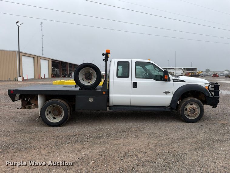 image for item EW8984 2016 Ford F550 flatbed truck